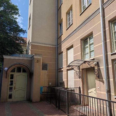 Apartament Przy Fontannie Neptuna غدانسك المظهر الخارجي الصورة