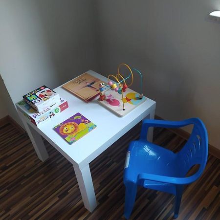 Apartament Przy Fontannie Neptuna غدانسك المظهر الخارجي الصورة