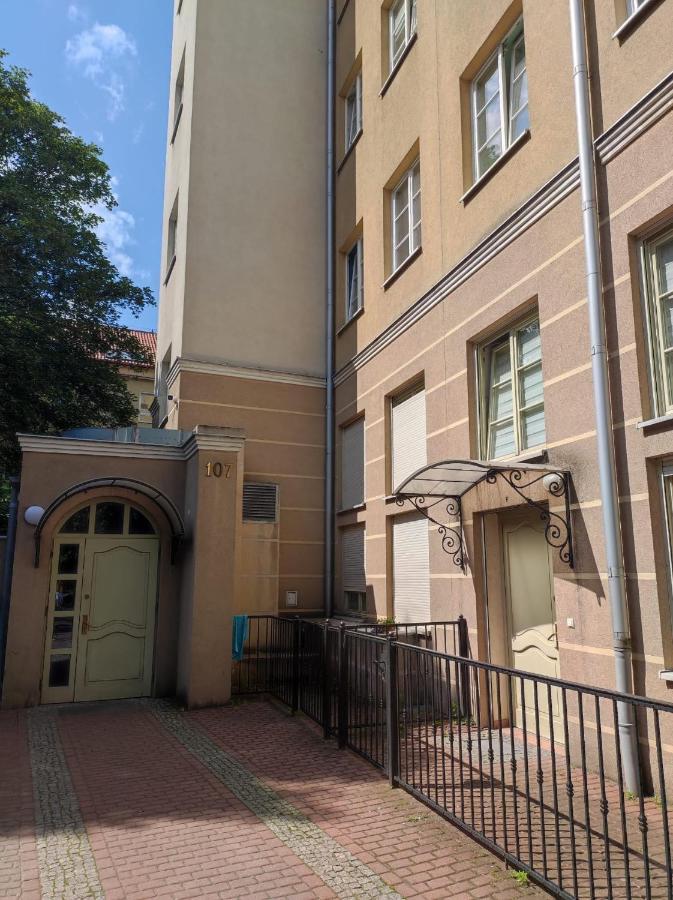 Apartament Przy Fontannie Neptuna غدانسك المظهر الخارجي الصورة