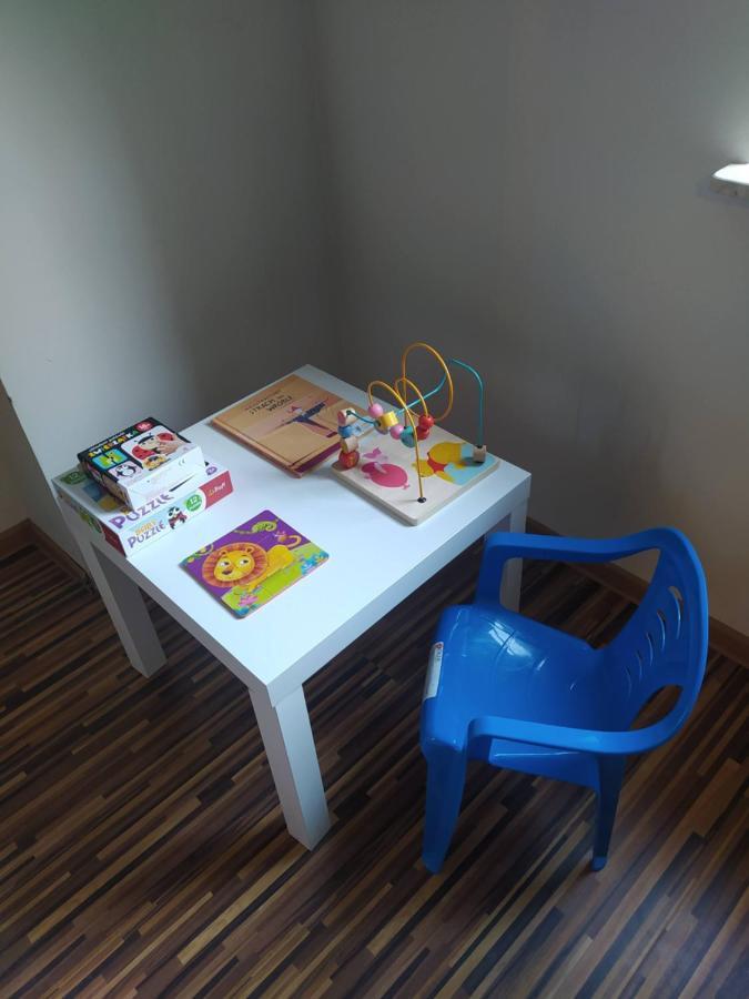 Apartament Przy Fontannie Neptuna غدانسك المظهر الخارجي الصورة